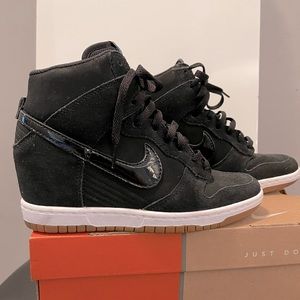 Nike Dunk Sky Hi Essential “Black Gum”